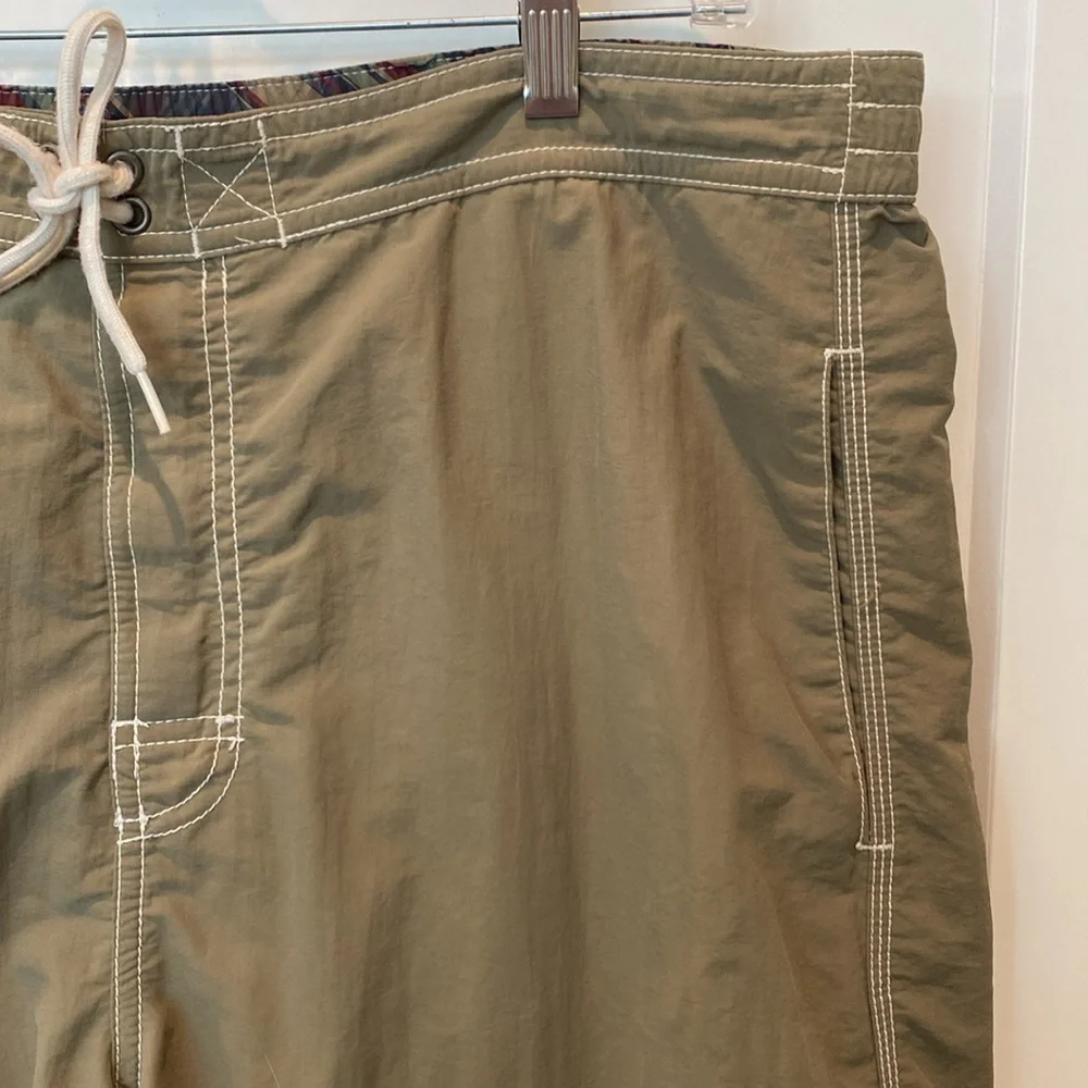 Ralph Lauren Men’s Swim Trunks/Board Shorts.  Large.  Olive Khaki. Inside Lining
